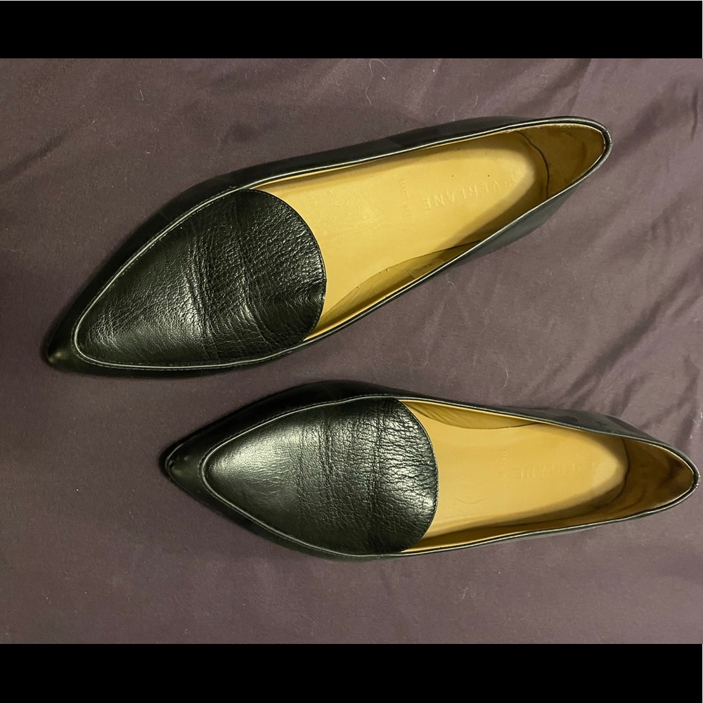 Everlane Modern Point Flat